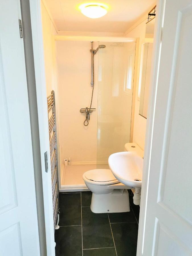 Boslodge 84 วอร์เดน ภายนอก รูปภาพ